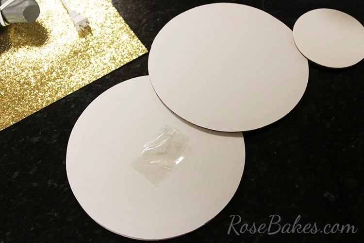 How To Cover a Cake Board in Glitter Paper 01